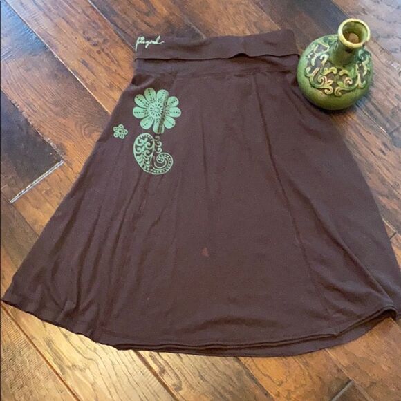 Life Is Good Skirt - xs really cute - Picture 5 of 9